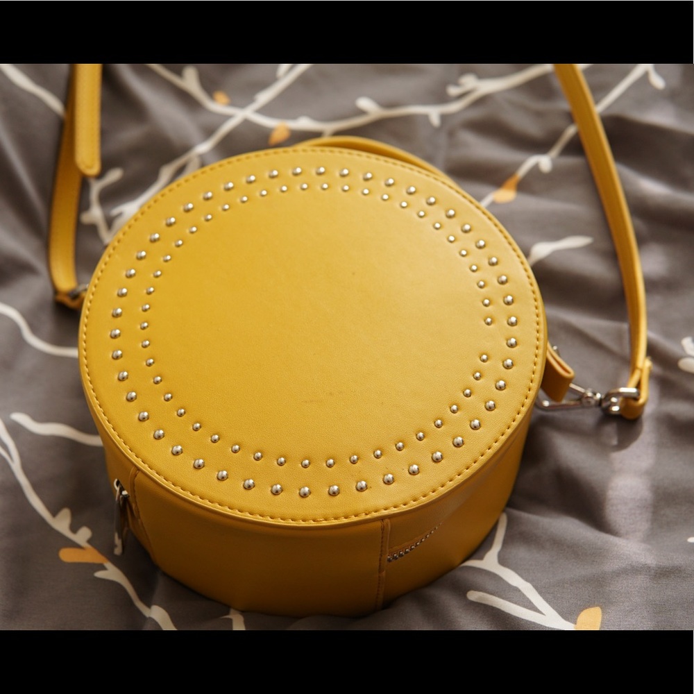 Shoulder bag